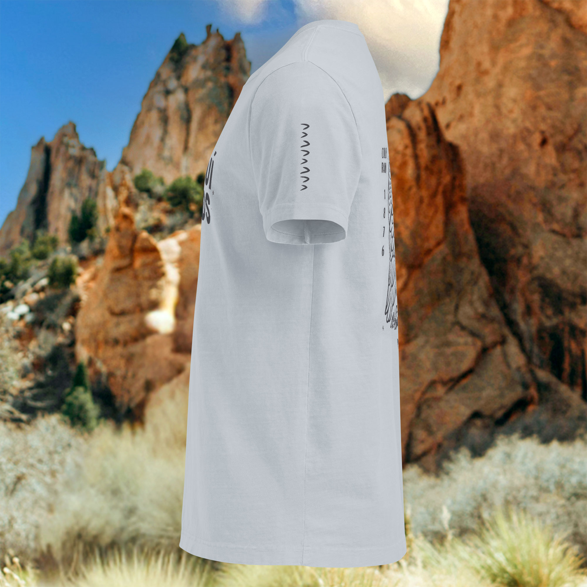 De Aquí T-Shirt - Image 11